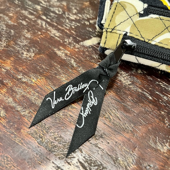 🐢REMOVING LISTING 1/5/26🐢 VERA BRADLEY DOGWOOD WALLET w/ CROSSBODY STRAP - Picture 5 of 10